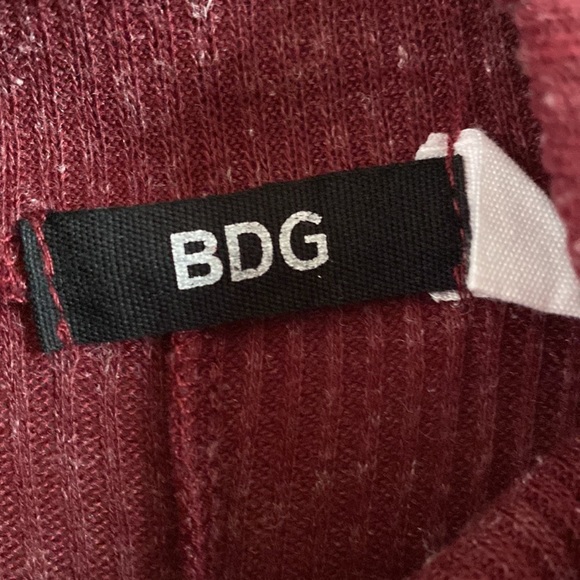 BDG Tunic Sweater. Gently used. - Picture 2 of 2